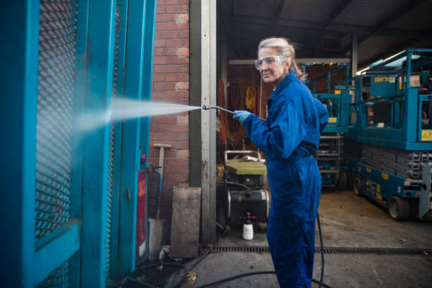 Best Oil Spill Cleanup  in Northfield, MN